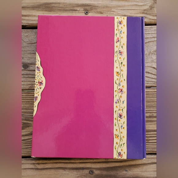 📚 The Family Treasury of Jewish Holidays by Malka Drucker - Picture 2 of 4